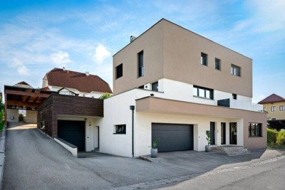 Traumhaftes Einfamilienhaus mit Garten, Pool und modernster Energietechnik in Herzogsdorf!