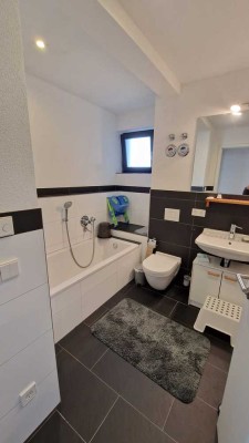 Moderne 3,5-Zimmer Wohnung mit Balkon im 2. OG in Baden-Baden Weststadt