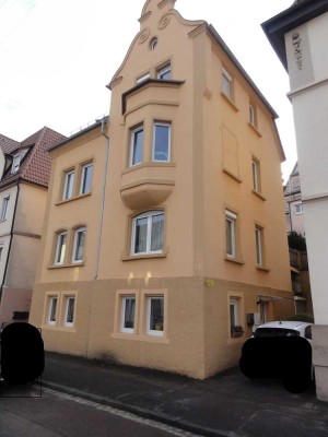 helle 3-Zimmer-Wohnung mit Garten + kleiner Terrasse, zentrumsnah, 5 Minuten Fußweg zum City-Center