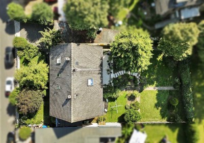 (T)Raum für alle Wünsche - Ein-/Zweifamilienhaus mit neuer Heizung und Gartenparadies