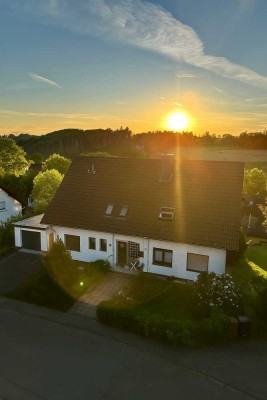 Dachgeschoss Wohnung für bis zu 4 köpfige Familie