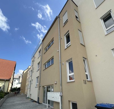 2-Zimmer-Neubauwohnung mit Balkon, TG-Stellplatz & Einbauküche in Laichingen