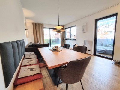 Moderne 3-Zimmerwohnung mit 2 Balkone, 2 Tiefgaragenplätze und hauseigenem Fitnessraum