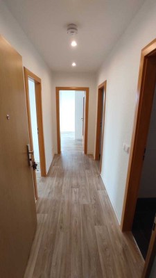 Fertig zum Einzug! 3-R-WE m. Balkon in Löbau!