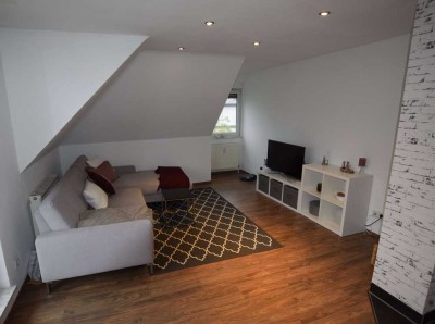 Dachgeschosswohnung in ruhiger Anliegerstr. und dennoch sehr zentral