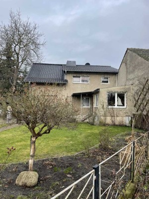 Besichtigung nach Vereinbarung- Handwerkerschnäppchen-ZFH auf 1000 qm , Allanschlüsse, zentrale Lage