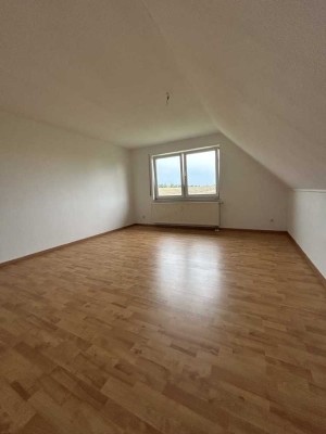 Schöne kleine Wohnung mit Stellplatz