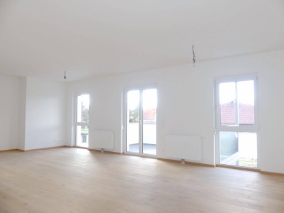 Top 9, Geräumige Wohnung mit großem Balkon