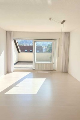 Exklusive Dachgeschosswohnung in Dossenheim