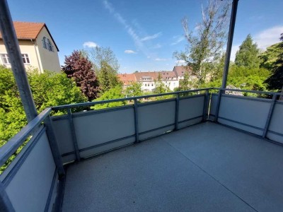 Wohnen in Freiberg! Schöne helle 1 RWG mit Balkon und Tageslichtbad!