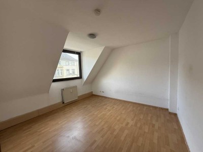 Helle 2-Zimmer-Wohnung mit Tageslichtbad