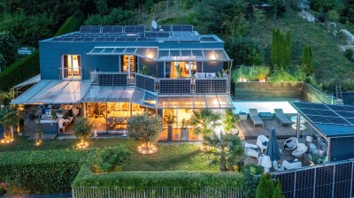Großzügiges Traumhaus in Ruhelage: Pool, Poolhaus, Weinkeller, Weingarten, Weinlaube, Wintergarten, Out-Door-Küche &amp; Wellness inklusive - LKH Nähe *****