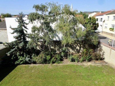 Purbach/See: Zwei-Familienhaus + Chance zum Gestalten + sonniger Garten