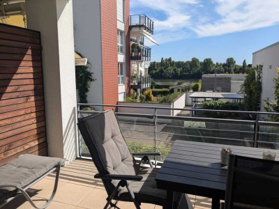Schiersteiner Hafen: Vollmöblierte Wohnung in Top-Lage