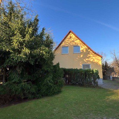 Charmantes Haus mit großem Garten und viel Potenzial im Umfeld des Schlosses und der Saale