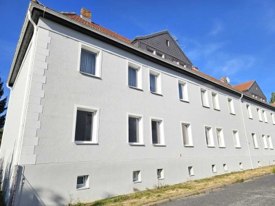Moderne 4-Raum-Eigentumswohnung im Grünen mit Stellplatz und Garten