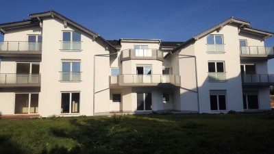 Schöne und neuwertige 3-Zi-Whg mit gehobener Innenausstattung mit Balkon zentral in Stadtallendorf