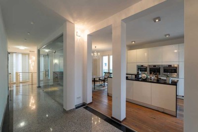 Exklusives Wohnen auf zwei Etagen – Stilvolle 4-Zimmer-Einheit mit ca. 173 m² Fläche