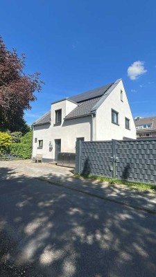 Schönes 5-Zimmer-Einfamilienhaus mit gehobener Innenausstattung in Rheinberg