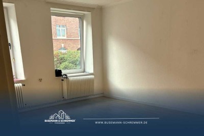 Helle 2-Zimmer Wohnung mit Badewanne in der Südstadt