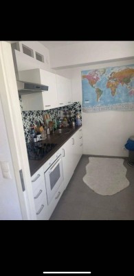 Vollmöblierte 2-Zimmer Wohnung im 3. Stock