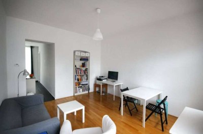 Attraktive und modernisierte 2-Zimmer-Wohnung mit Balkon und EBK in Schweich