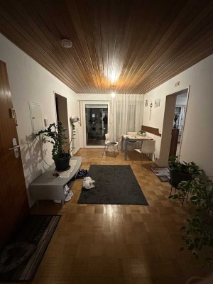 3,5-Zimmer Etagenwohnung + Tiefgaragenstellplatz