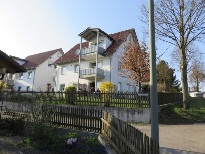 Schöne drei Zimmer Wohnung in Aichach-Friedberg (Kreis), Aichach