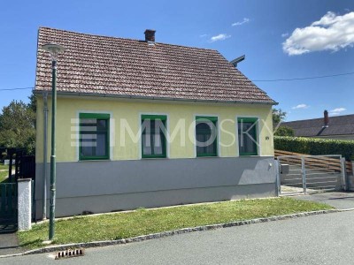 Ländlicher Rückzugsort in Ruhelage  mit Garten und Nebengebäuden
