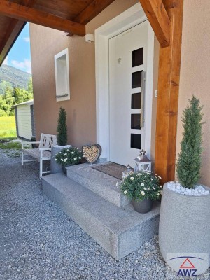 Baumeisterhaus mit traumhaftem Grundstück!