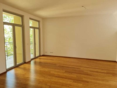 Geräumige 4-Zimmer-Wohnung mit Balkon