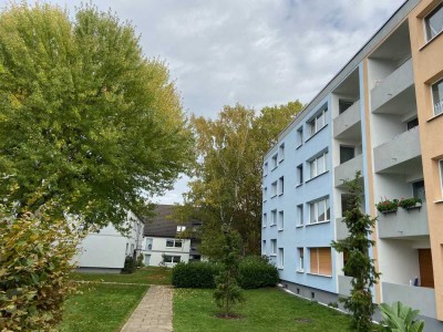 WILLKOMMEN IN IHREM NEUEN ZUHAUSE: Renovierte 3-Zimmer Wohnung ab sofort verfügbar