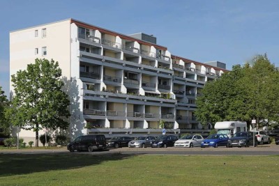 Großzügige Wohnung sucht Nachmieter mit WBS // ZG EG/1.OG, 4. Mieteinheit von links - WBS mit 90 m²