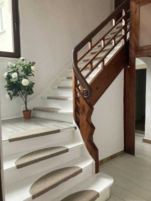 5,5 Zimmer-Haus in ZR, Gemeinschaftsgarten, Kachelofen, Zentrumslage