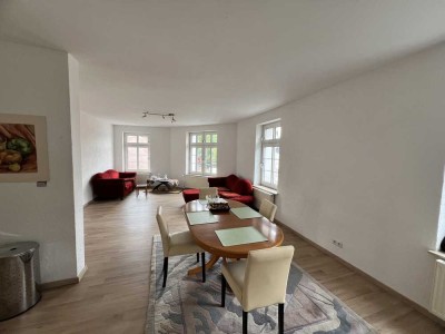 Erstbezug nach Sanierung: 5-Zimmer-Wohnung mit Balkon in Herne-Holsterhausen