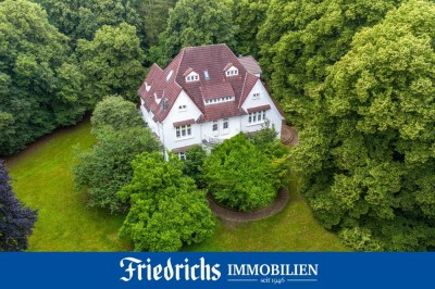 Exklusive und altersgerechte 2-Zimmer-Dachgeschosswohnung inkl. EBK in der Villa Bornemann in Hude