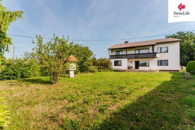 Zweifamilienhaus mit Potential | vollunterkellert | zwei Wohneinheiten | großes Grundstück mit angrenzendem Grünland