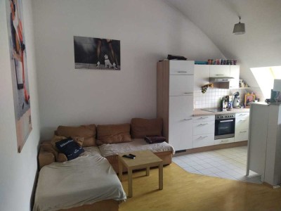 Außergewöhnliche 2 1/2-Zimmer-Wohnung (3. Etage) in Tübingen im Französischen Viertel