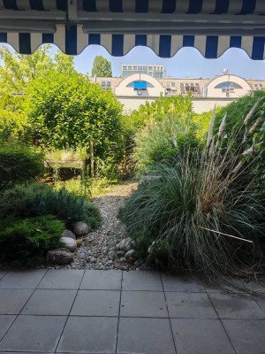 Möblierte Gartenwohnung mit detailverliebtem Gartenjuwel – zentral, ruhig & sofort bezugsfrei!