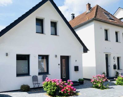 Charmantes Stadthaus mit hochwertiger Ausstattung und Atelier - Zentrumsnah!