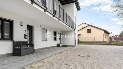 Modernes Wohnen auf 3 Zimmern – mit EBK, Garten, Terrasse, Garage, Stellplatz & separatem Eingang!