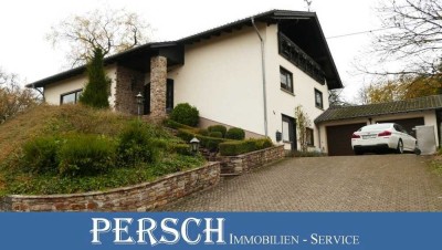 Anspruchsvolles Wohnen in begehrter Lage mit Baugrundstück!!!