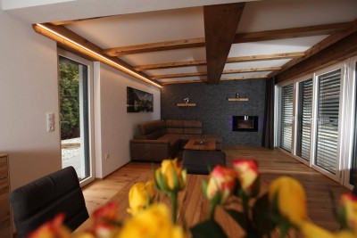 Moderne Neubauwohnung im Tiroler Stil