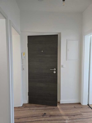 **Moderne 2-Zimmer-Wohnung – Erstbezug nach Komplettsanierung!**