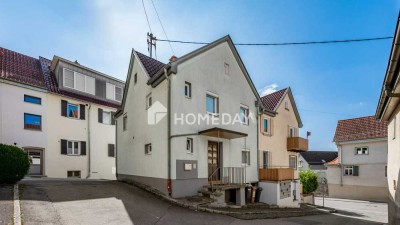 Charmante Doppelhaushälfte mit Dachterrasse und historischem Flair