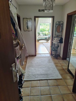 !!  Von PRIVAT !!  3-Zimmer-Wohnung in exklusiver Lage in Idstein
