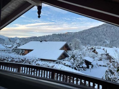 Sehr schöne Dachgeschosswohnung mit Top-Ausblick