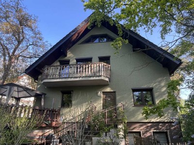 Großes EFH mit Einliegerwohnung