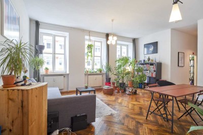 Schöner möblierter 2-Zimmer-Altbau in der Maxvorstadt - frei ab Januar für 2 Monate