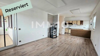 RESERVIERT! 3-Zimmer-Wohnung mit Loggia, Parkplatz und großem Kellerabteil in Bad Erlach